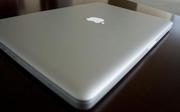 Apple Mac Book pro 17 inches laptop 